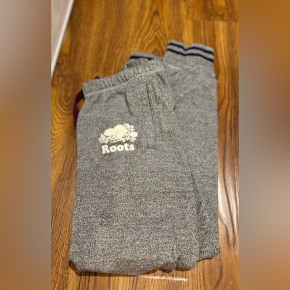 Roots Gray Track Pants for Women - Picture 2 of 6